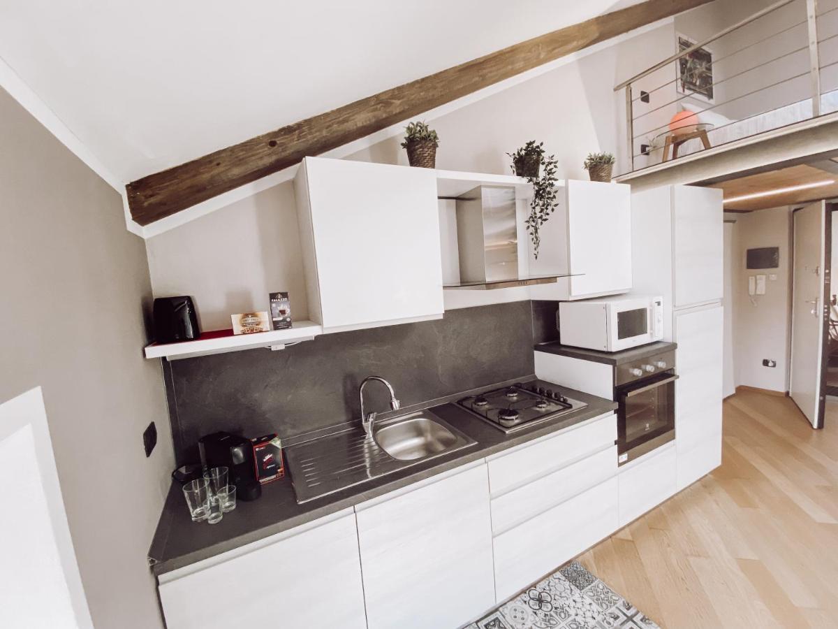 Historic Center Charming Apartment Free Wi-Fi Savigliano Eksteriør bilde