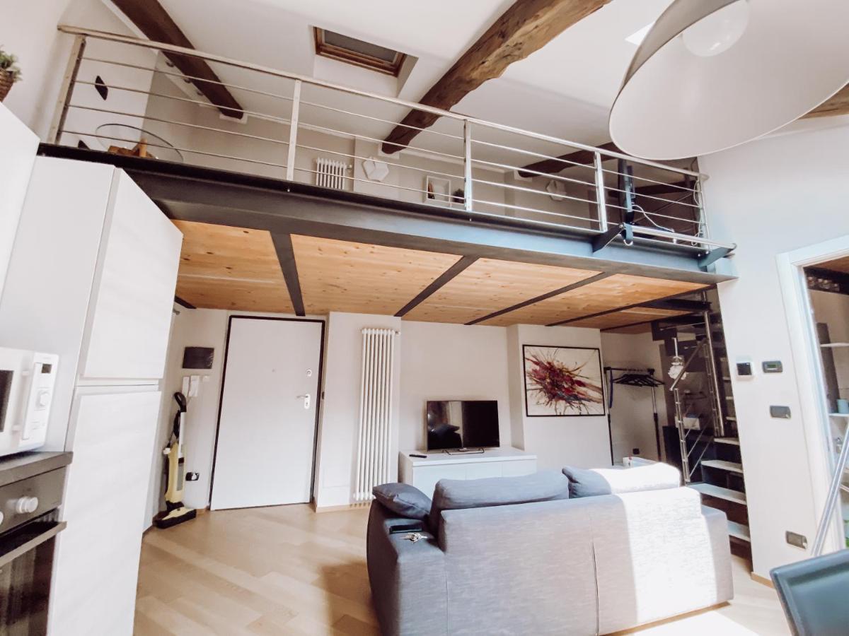 Historic Center Charming Apartment Free Wi-Fi Savigliano Eksteriør bilde