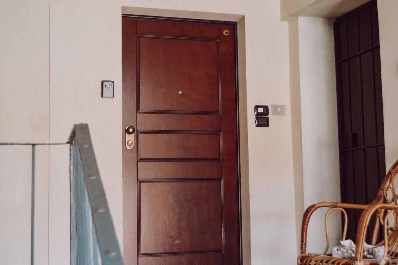 Historic Center Charming Apartment Free Wi-Fi Savigliano Eksteriør bilde