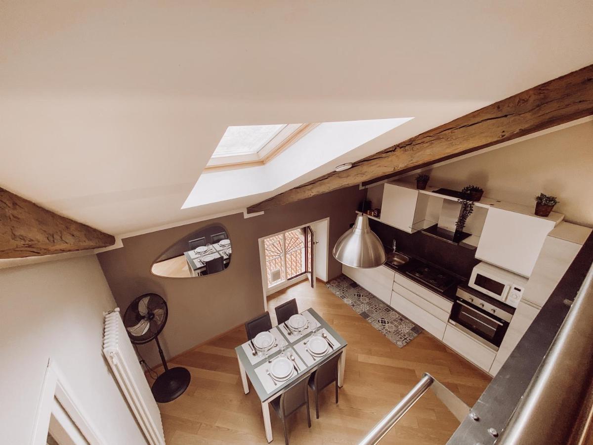 Historic Center Charming Apartment Free Wi-Fi Savigliano Eksteriør bilde